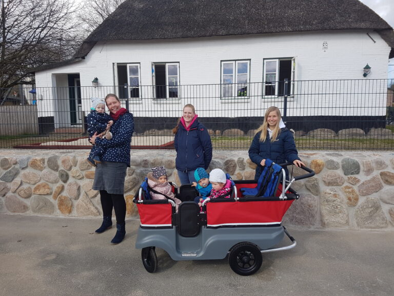 Krippeneröffnung in Ahrenviöl Gemeinde Ahrenviöl